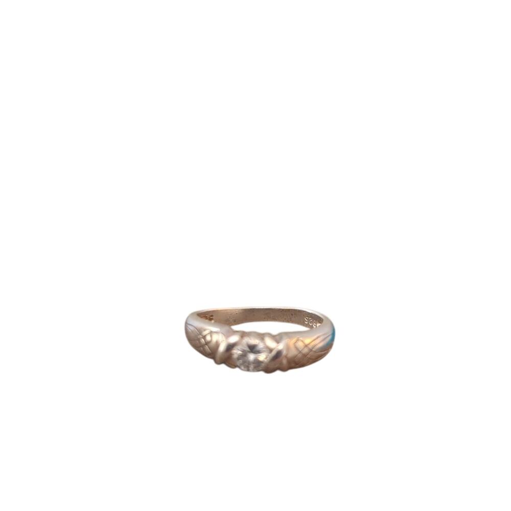 Marked 925 Sterling CZ Etched Ring Size 5 3/4--6 - Picture 3 of 4